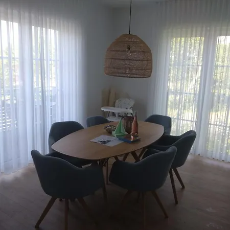 Apartment F Whg 3 In Tossens Butjadingen